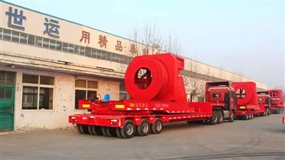 Aké sú protišmykové vlastnosti podlahy nákladného prívesu?